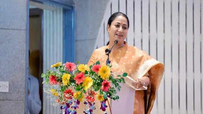 Gupta: EC sends notice to Rekha Gupta, clears SIR discrepancy after verification | India News