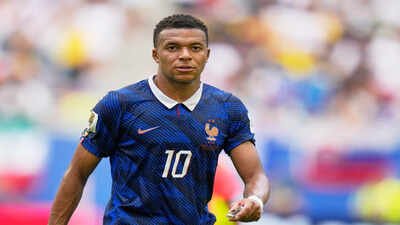 No trophies, no problem: Mbappé says his individual brilliance alone should win him the Ballon d’Or, and he’ll vote for himself | Football News