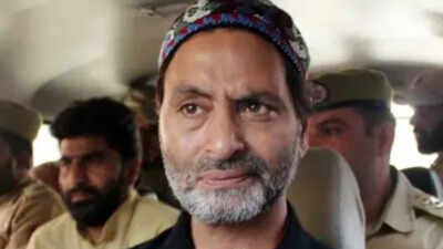 Yasin Malik’s lawyer files plea to withdraw from Sarla Bhat murder case | India News