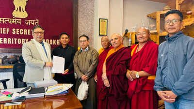 Bhoti language push: Ladakh delegation submits resolution to chief secretary | India News