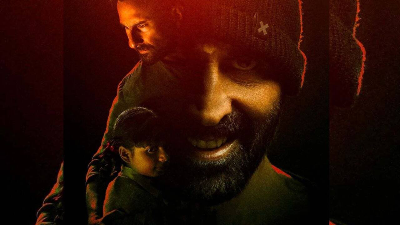Haiwaan Movie Review and Release Live Updates: Akshay Kumar and Saif Ali Khan starrer off to a slow start; earns Rs 2.76 crore in advance bookings