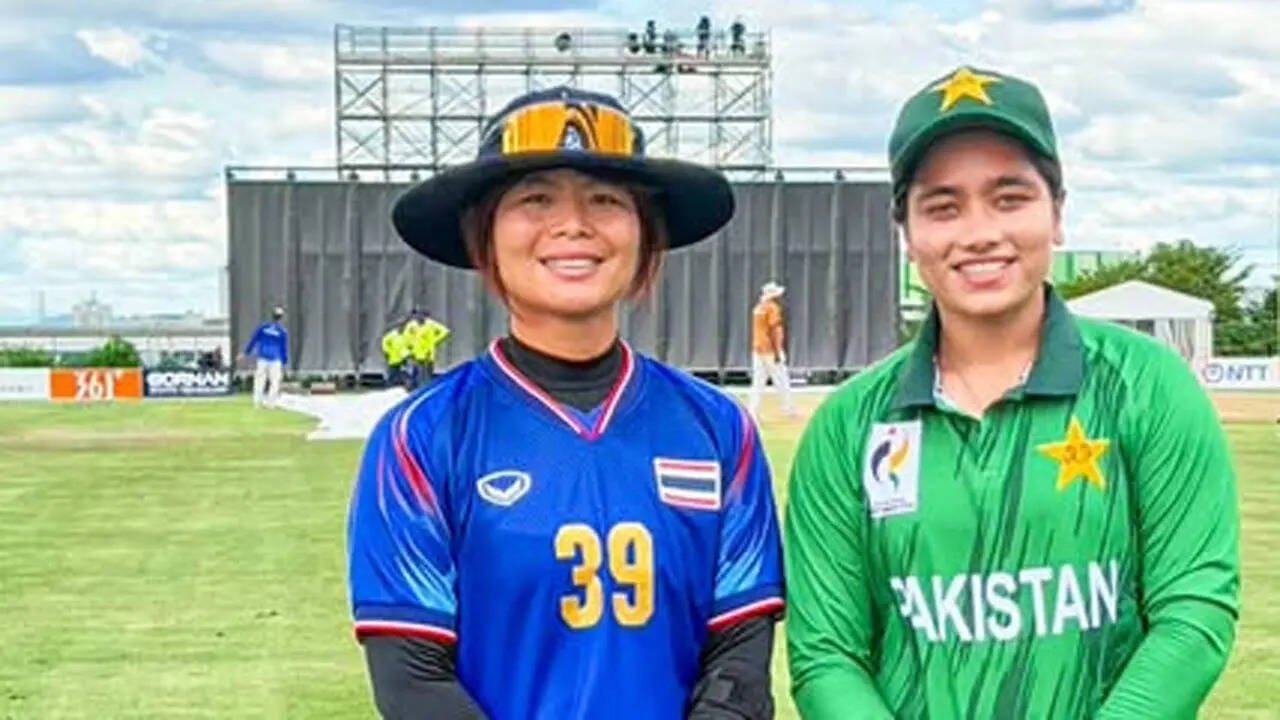 Pakistan Women 39/2 in 5.1 Overs