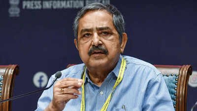‘Govt can’t subsidise everything’: Niti Aayog VC’s ‘bees and honey’ take on UPI charges | India News