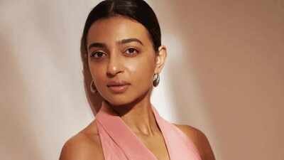 Radhika Apte recalls being scared after an intimate clip of hers was leaked: ‘My watchman had seen it as well, it became difficult to deal with’ | Hindi Movie News