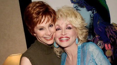 Reba McEntire regrets not answering the last call from Dolly Parton: ‘I’ll never know why she called me’ |