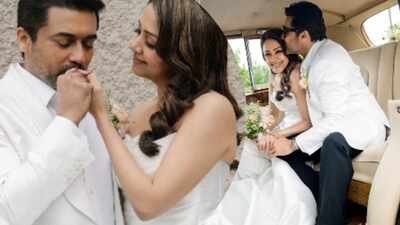 Suriya and Jyotika renew their wedding vows in lavish ceremony; couple celebrate ’20 years of love and war’ |