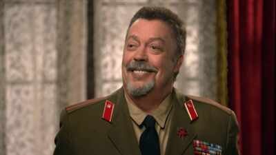 In 1993, Tim Curry bought Seyler House for USD 650,000 when it was on the brink of DEMOLITION, but he saved it and turned it into a Mediterranean dream house; now it’s been sold for USD 7.5 million |