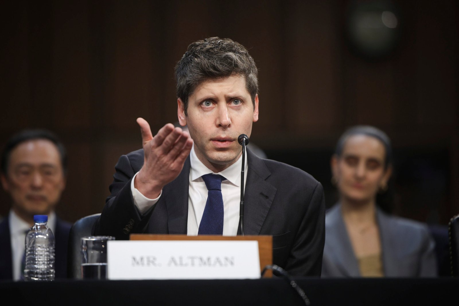 Lawmakers urge Congress to act after AI researcher’s dire warning