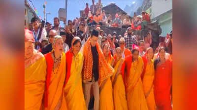Char Dham Pilgrimage: Uttarakhand CM Dhami joins women in traditional Chachani dance during Badrinath visit | India News