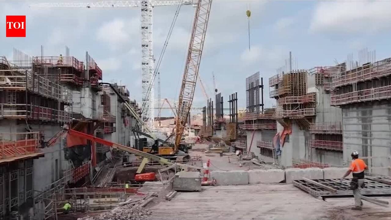 Michigan’s $3.219 billion Soo Locks project has reached 50% of its final phase, on track for completion by 2030; crews will use 400,000 cubic yards of concrete, enough for a sidewalk from Sault Ste. Marie to Orlando