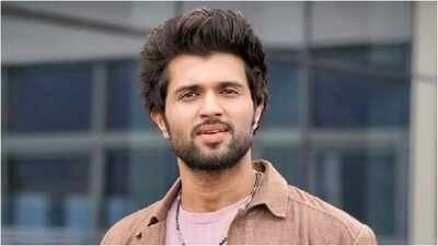 Vijay Deverakonda condemns the AI-morphed video of Janhvi Kapoor; calls it the ‘digital equivalent of s*xual assault’ | Hindi Movie News