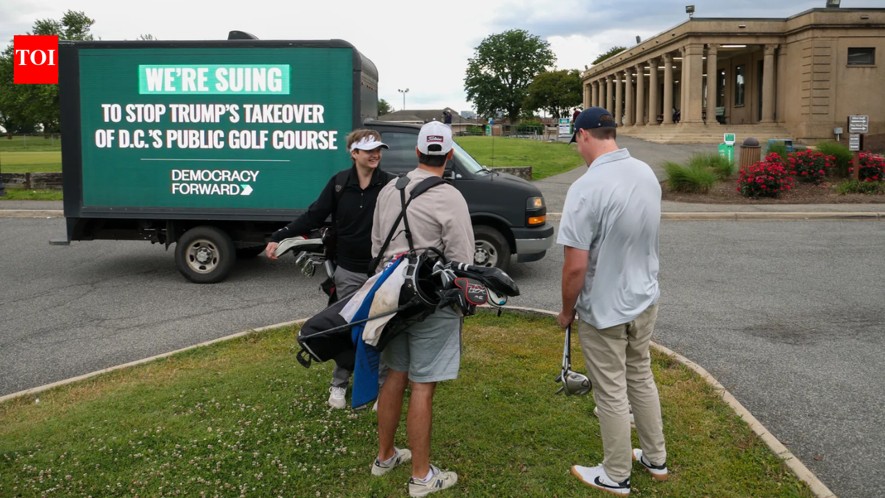 Washington’s historic East Potomac golf course could lose up to 529 trees, with 169 slated for removal starting October 10; officials call it maintenance as a lawsuit challenges the park’s possible redesign