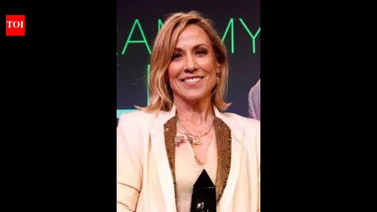 Sheryl Crow’s former 10-acre Hollywood Hills compound combined three historic homes, hiking trails and a music room; it sold for $11.085 million in 2014 |