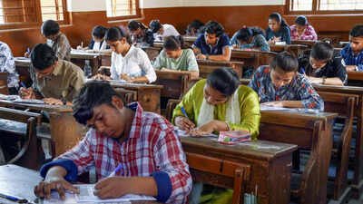 Panel eyes ‘debundling’ of exam responsibilities | India News