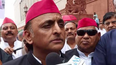 ‘Their time is up’: Akhilesh Yadav slams Centre over police action at Jantar Mantar protest against CEC | India News
