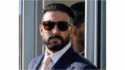 Abhishek Bachchan would ‘love’ ‘Kajra Re 2.0’, just needs Amitabh Bachchan and Aishwarya Rai Bachchan on board |