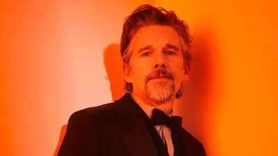 In 1989, Ethan Hawke mesmerised all with ‘Dead Poets Society’, but for 10 years after that, he did not have good time on set; he says, ‘People are really cold and crass’ |