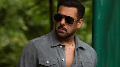‘I never stayed there alone’: Salman Khan says his room in Galaxy Apartments was haunted; reveals he ‘could feel somebody outside…lights used to go on and off’ | Hindi Movie News
