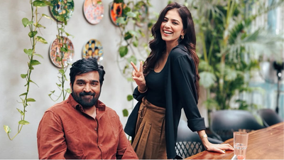 Malavika Mohanan calls working with Vijay Sethupathi ‘beautiful experience’; says, ‘I cannot imagine this journey with anybody else’, thanks ‘Pocket Novel’ team |