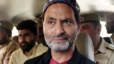 Money laundering case: NIA court orders charges against Yasin Malik, six others | India News